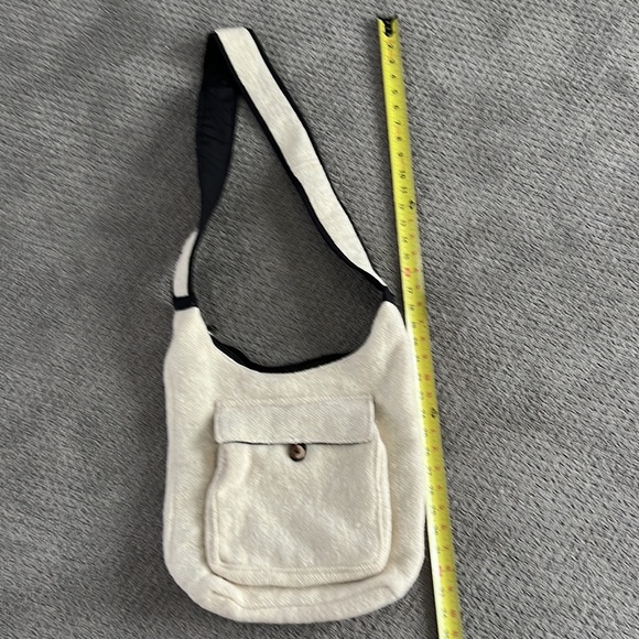 NEW 100% Wool Small Crossbody Messenger Bag - Picture 5 of 9